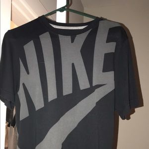 Men’s Nike T shirt